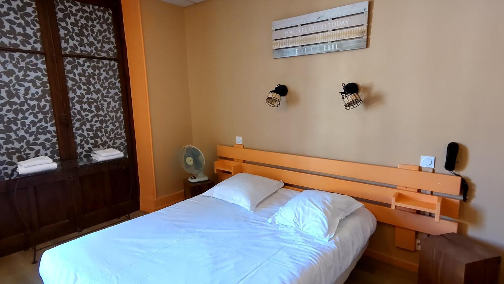 Hotel Le Colibri Aix-les-Bains Exteriör bild