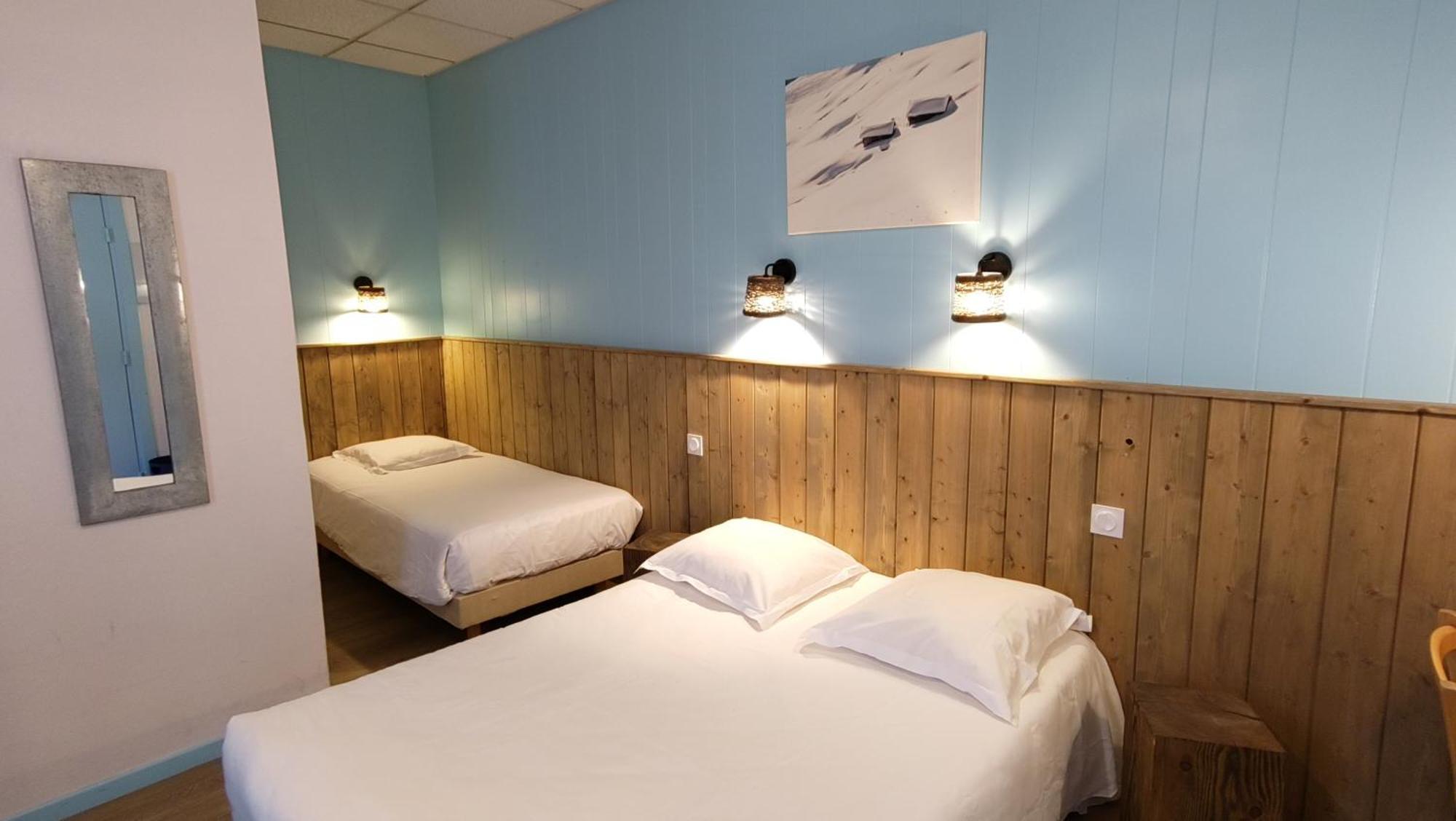 Hotel Le Colibri Aix-les-Bains Exteriör bild