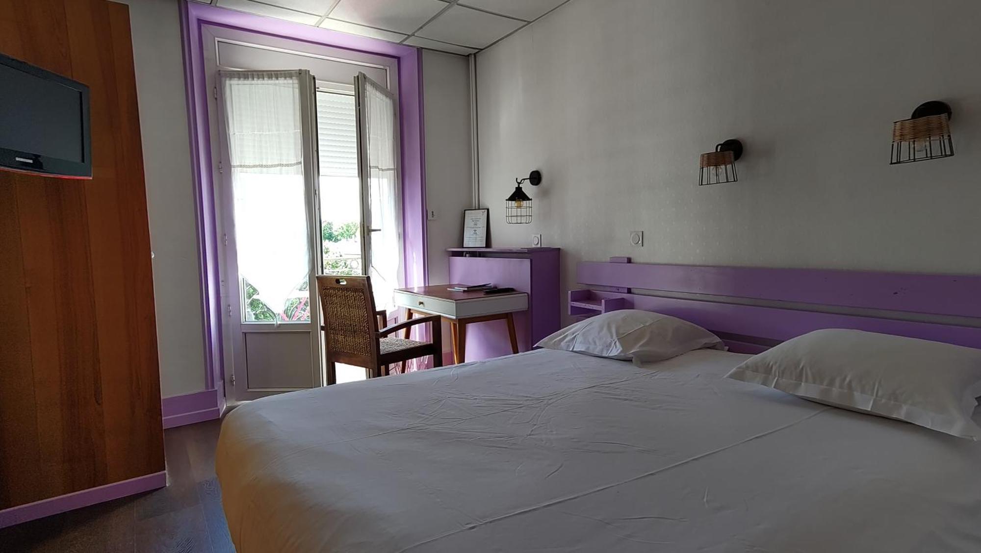 Hotel Le Colibri Aix-les-Bains Exteriör bild