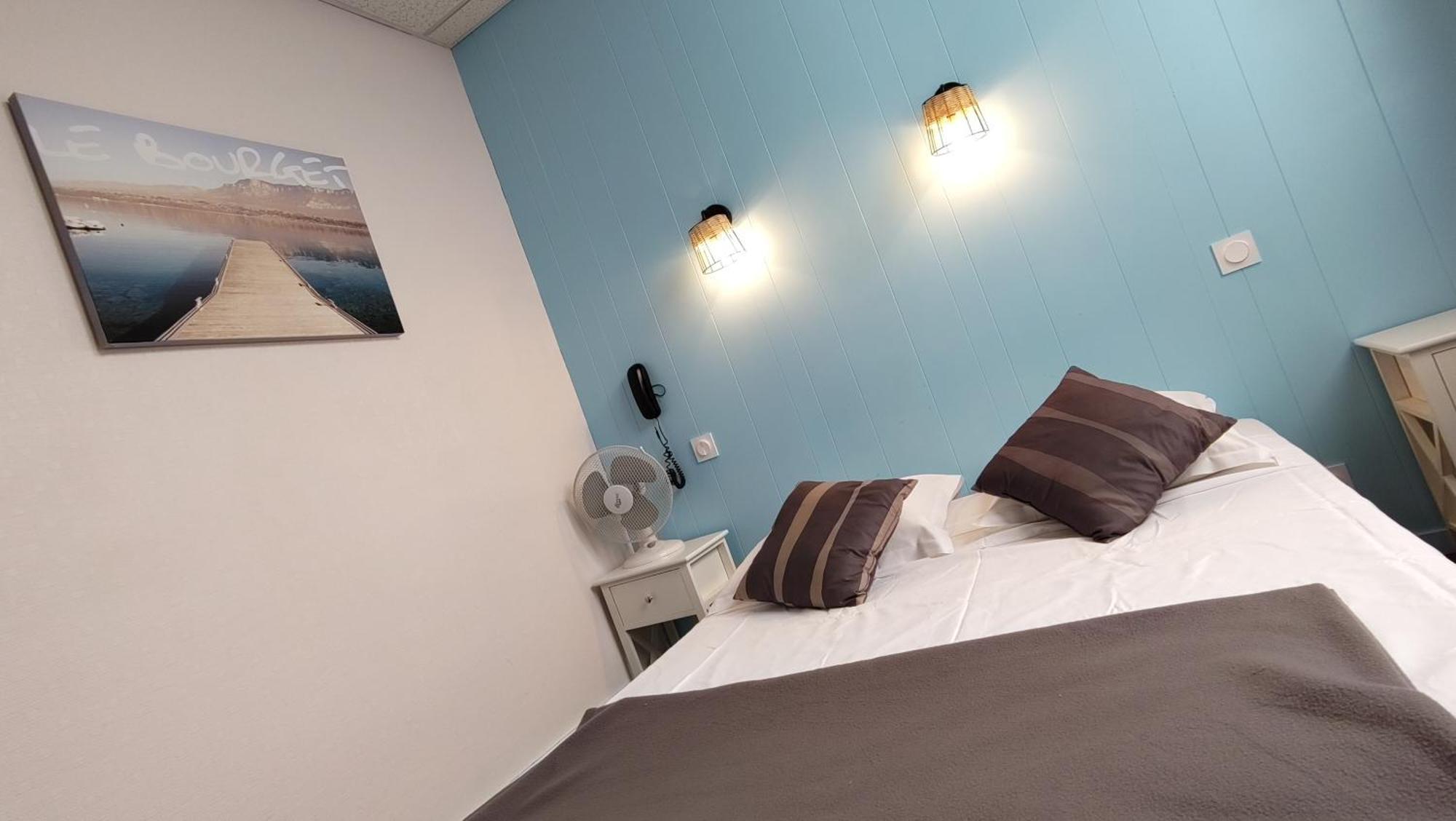 Hotel Le Colibri Aix-les-Bains Exteriör bild