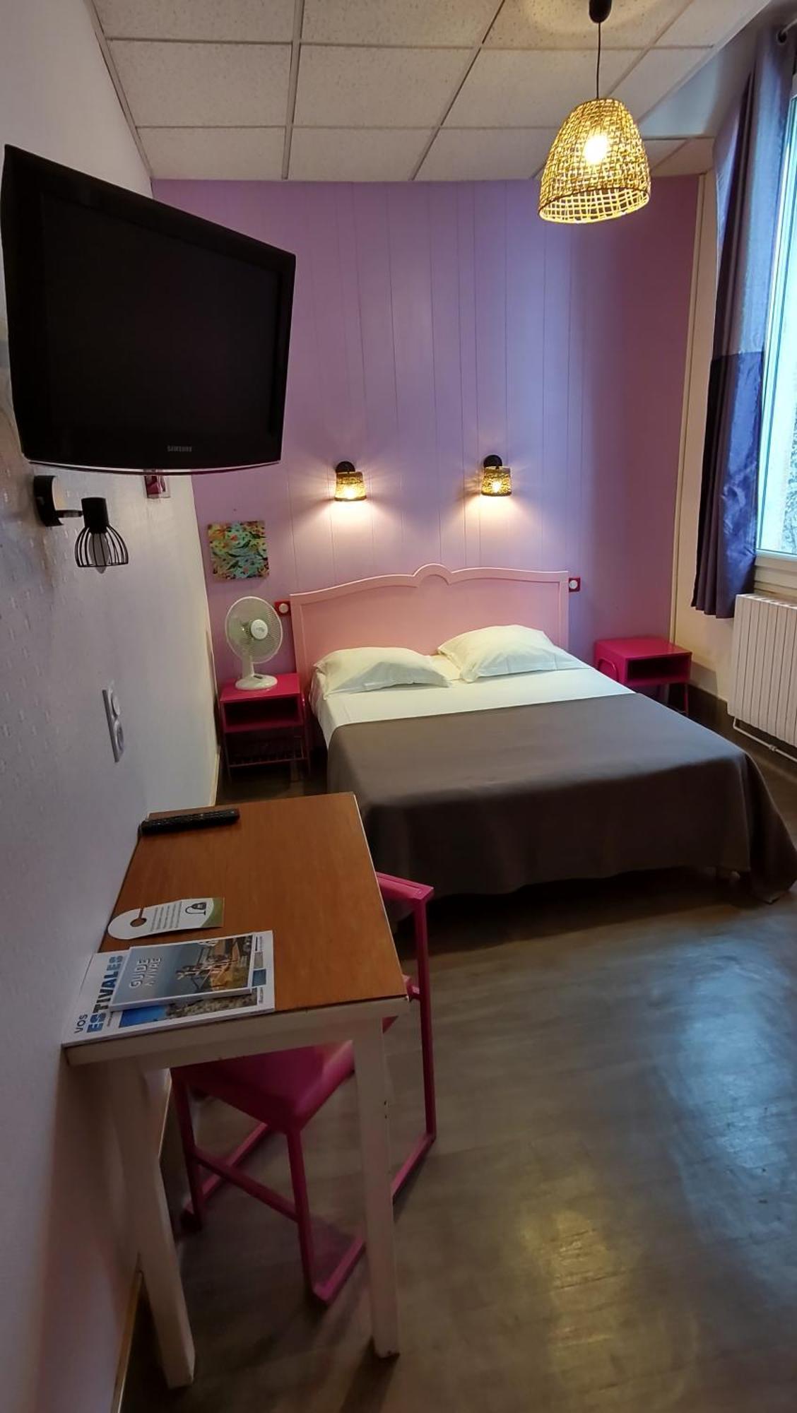 Hotel Le Colibri Aix-les-Bains Exteriör bild