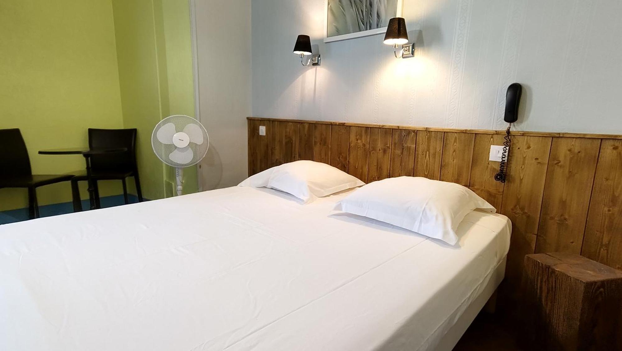 Hotel Le Colibri Aix-les-Bains Exteriör bild