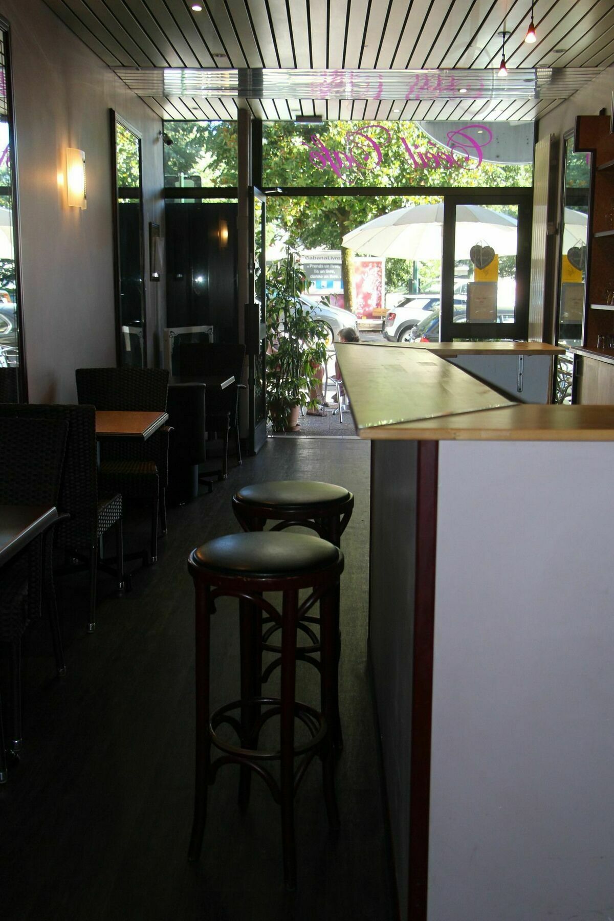 Hotel Le Colibri Aix-les-Bains Exteriör bild