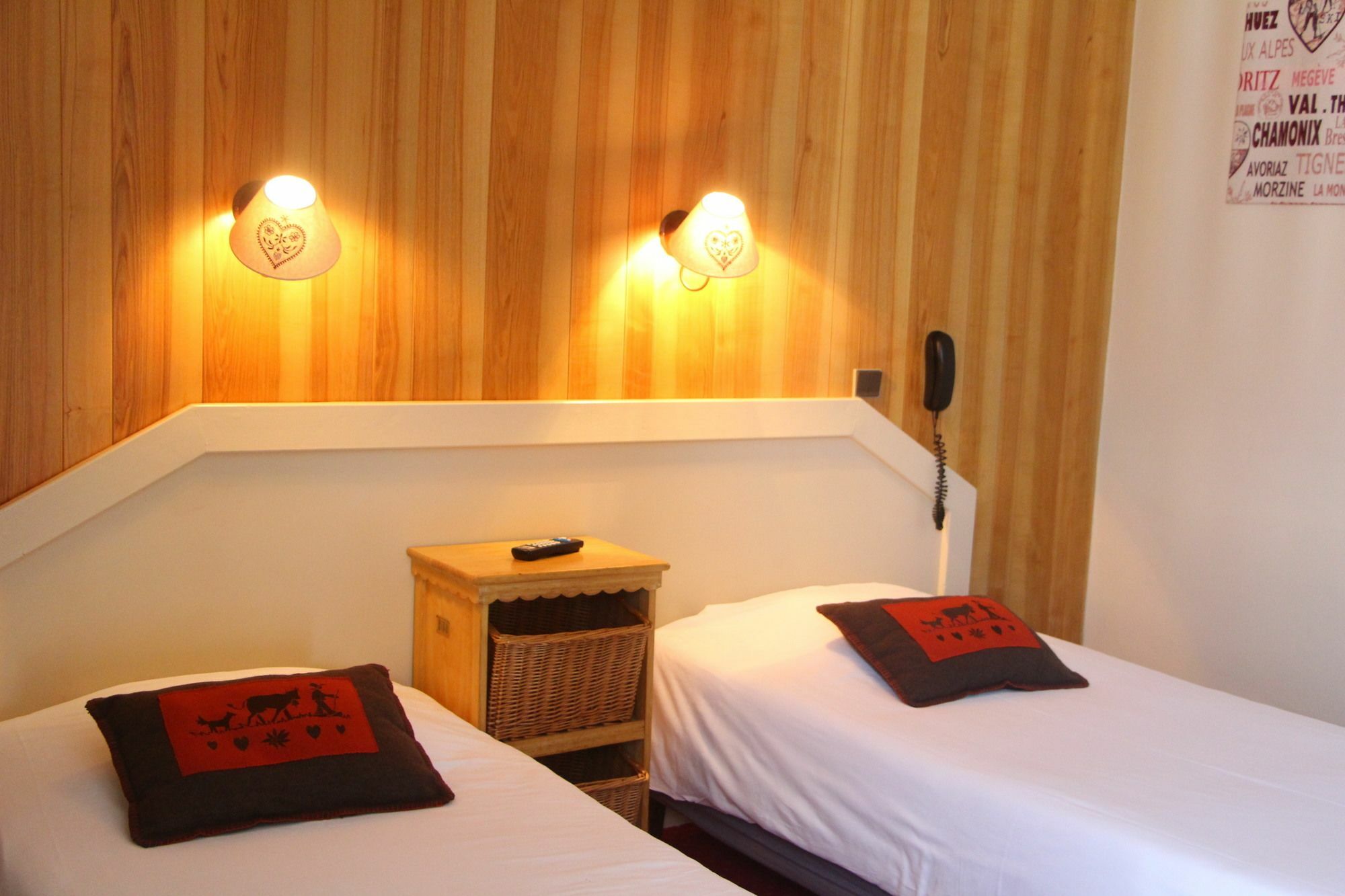 Hotel Le Colibri Aix-les-Bains Exteriör bild