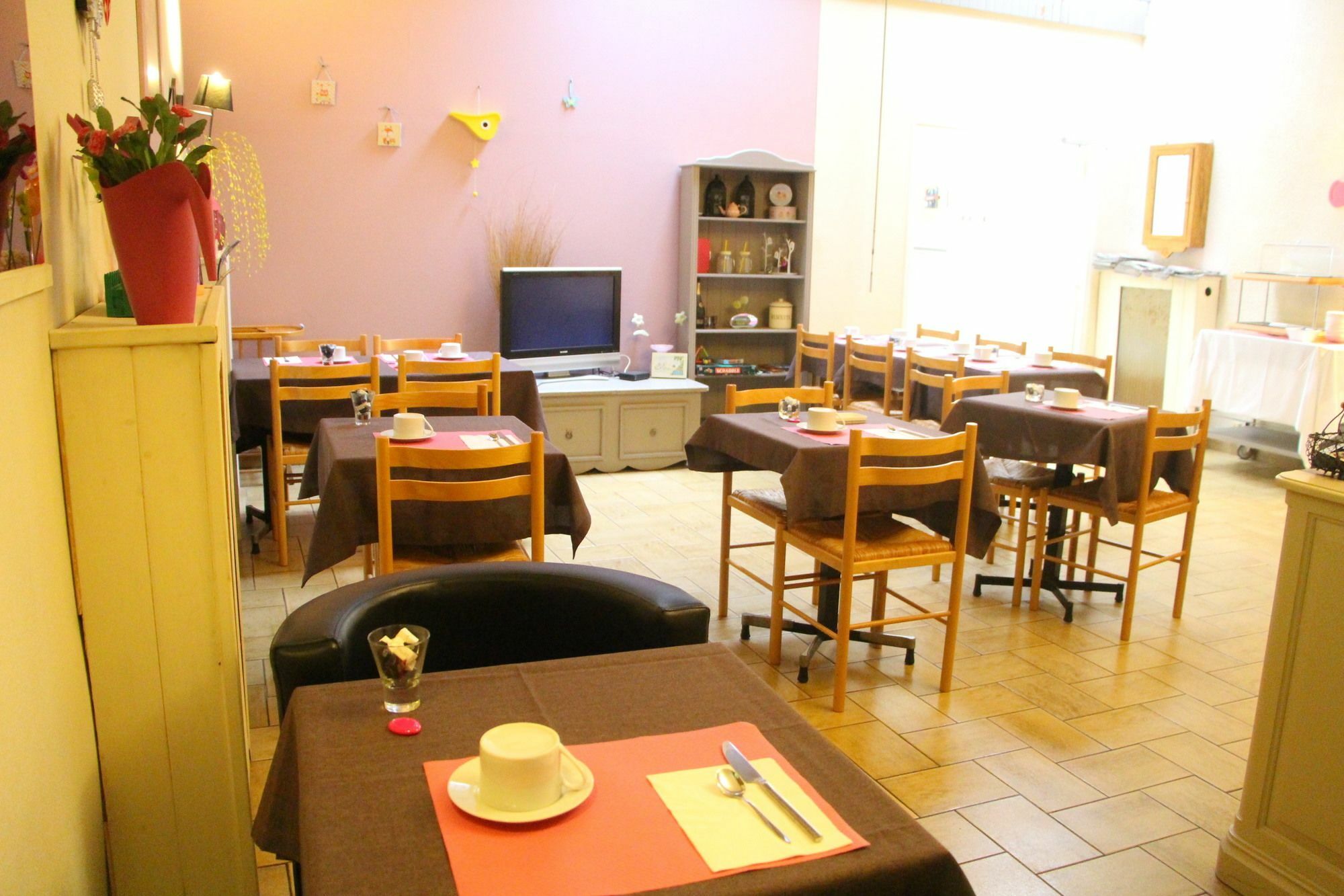 Hotel Le Colibri Aix-les-Bains Exteriör bild